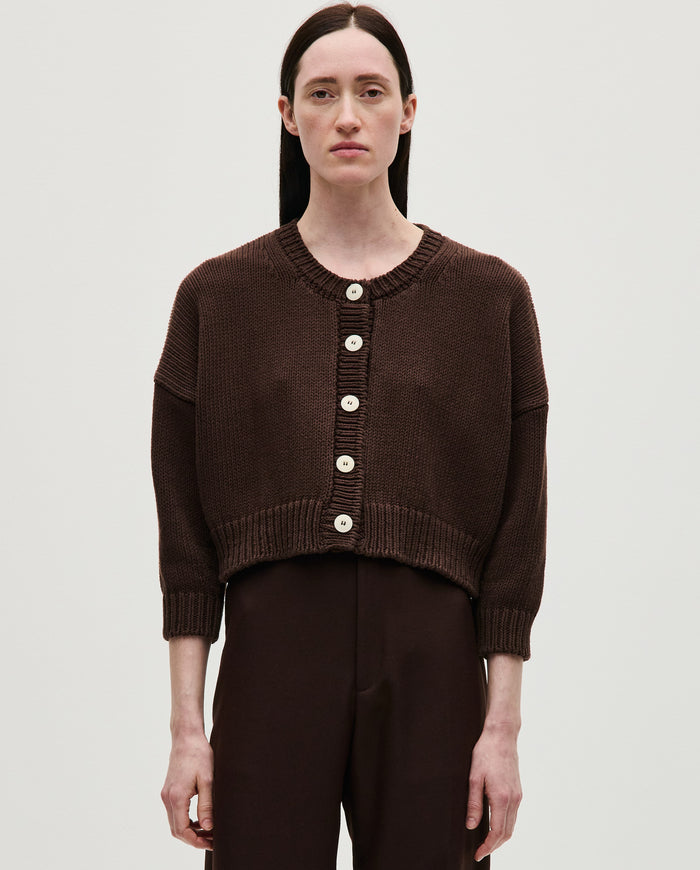 Babaà No14 Husk women's cardigan in soft knit fabric, featuring a cozy, relaxed fit with button closure and ribbed cuffs.