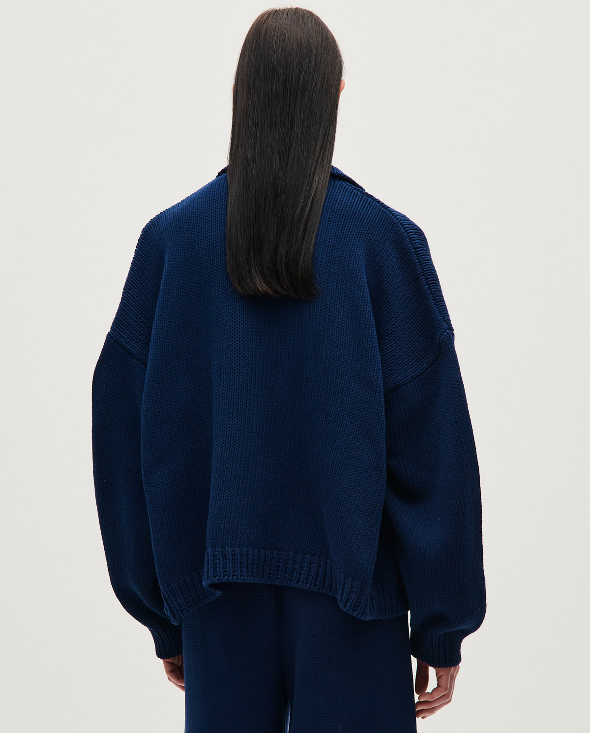 Navy women's cardigan No44 by Babaà, featuring a soft knit fabric, button-front closure, and a relaxed fit.