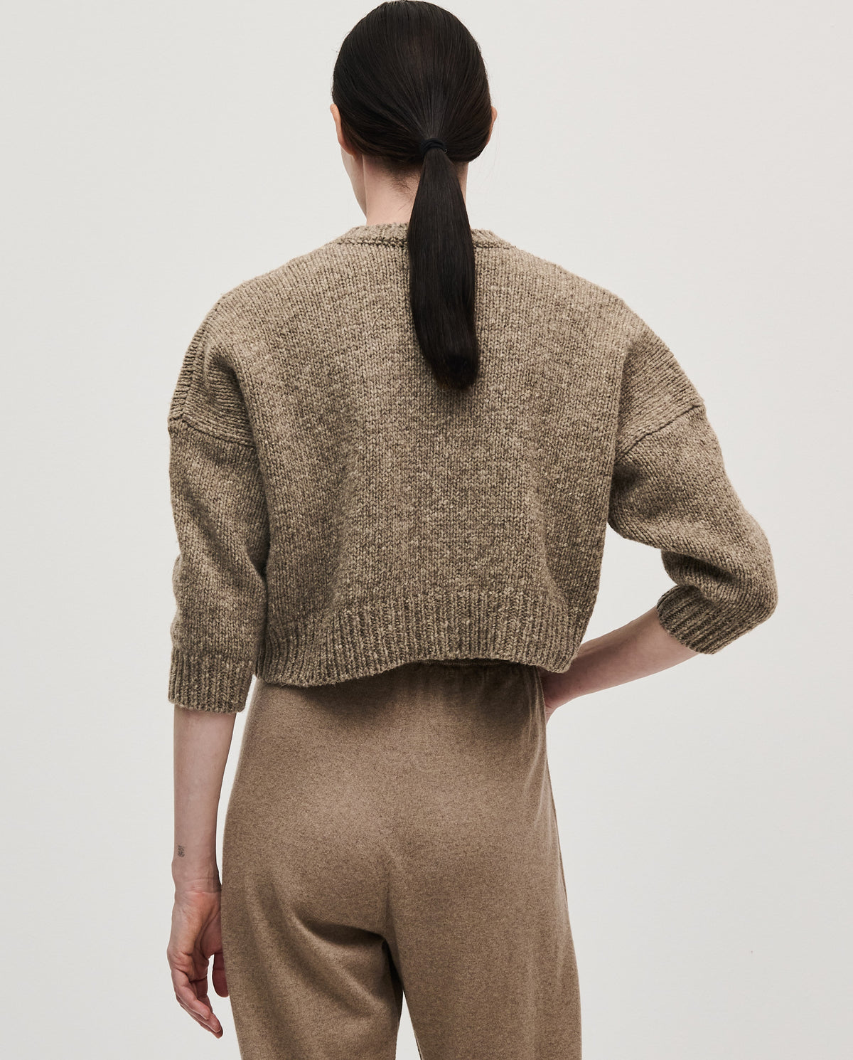 Dark mist cardigan No61 by Babaà, a cozy women's knitwear with a relaxed fit and textured fabric in a versatile shade.
