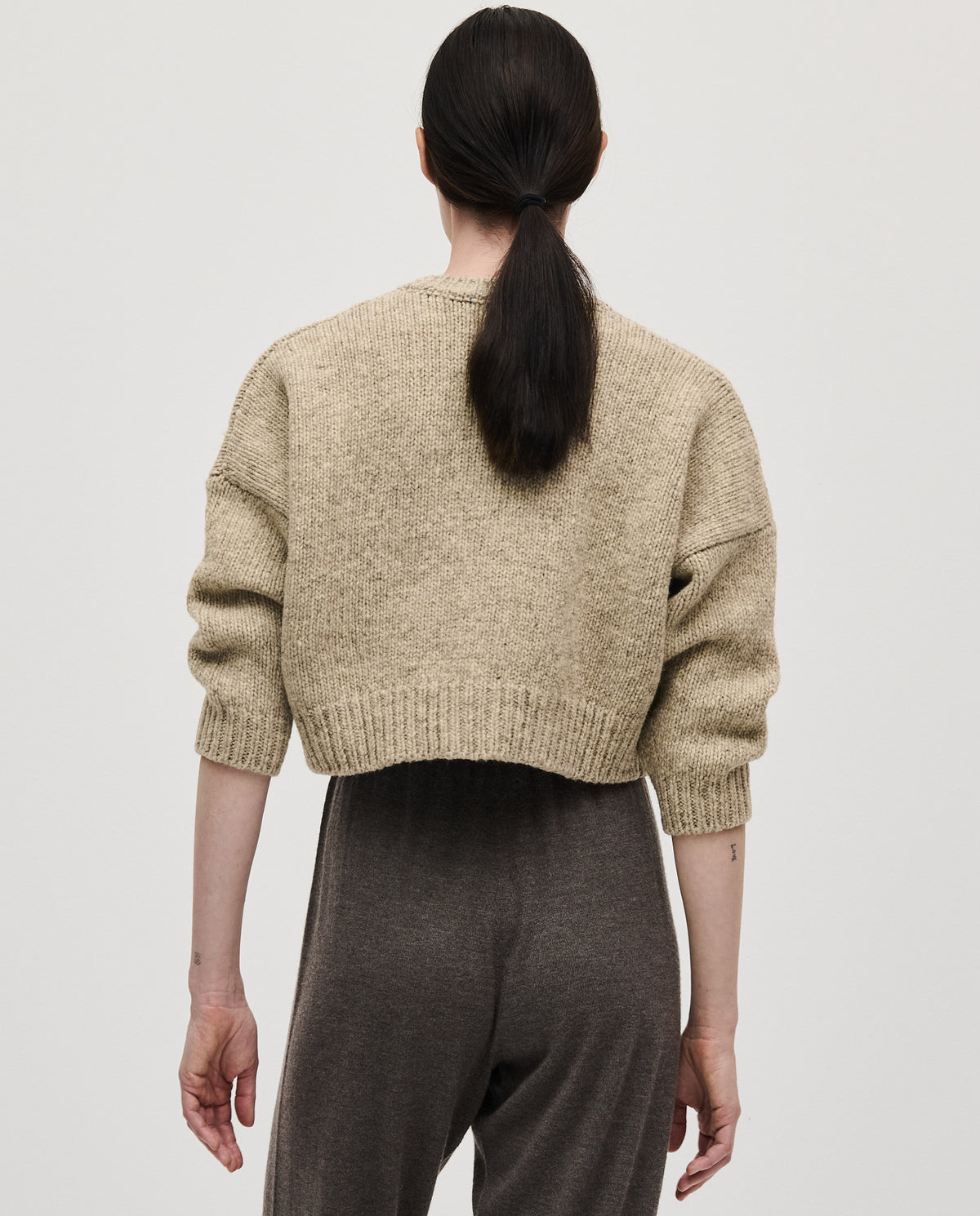 Light gray Babaà No61 Mist women's cardigan with a soft knit texture, long sleeves, and a relaxed fit.