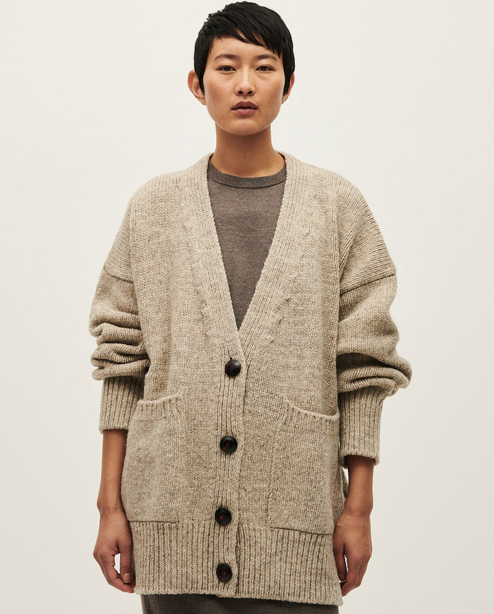 Babaà No17 Mist women's coat in soft fabric, shown in a stylish, relaxed fit with a neutral color for versatile winter wear.