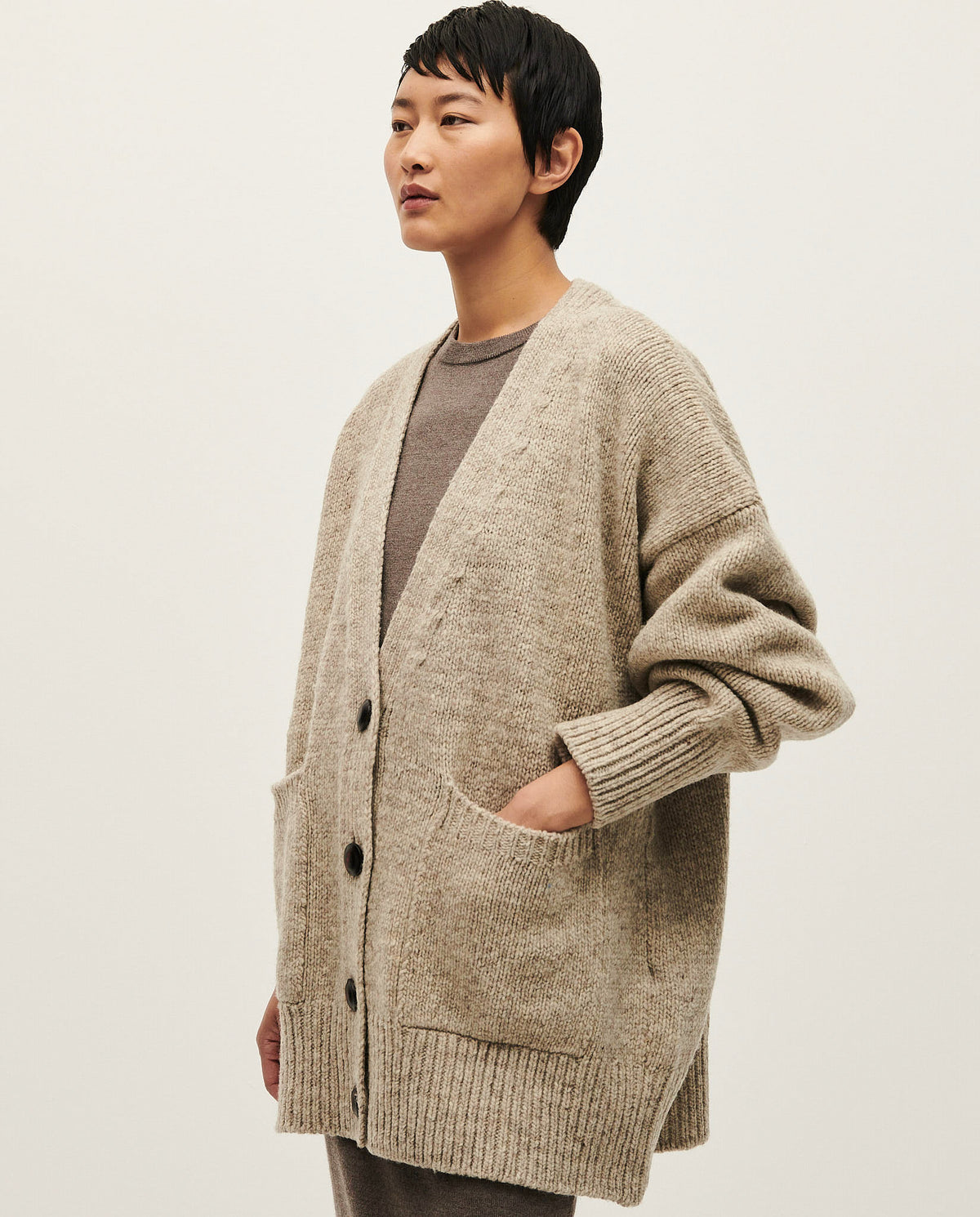 Babaà No17 Mist women's coat in a soft, misty color, displayed on a mannequin with stylish collar and button details.