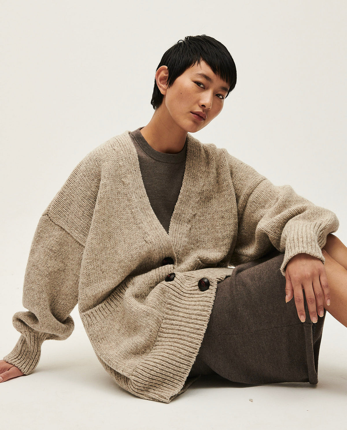 Babaà No17 Mist women's coat featuring a stylish design with a soft fabric finish, ideal for modern, elegant outdoor wear.