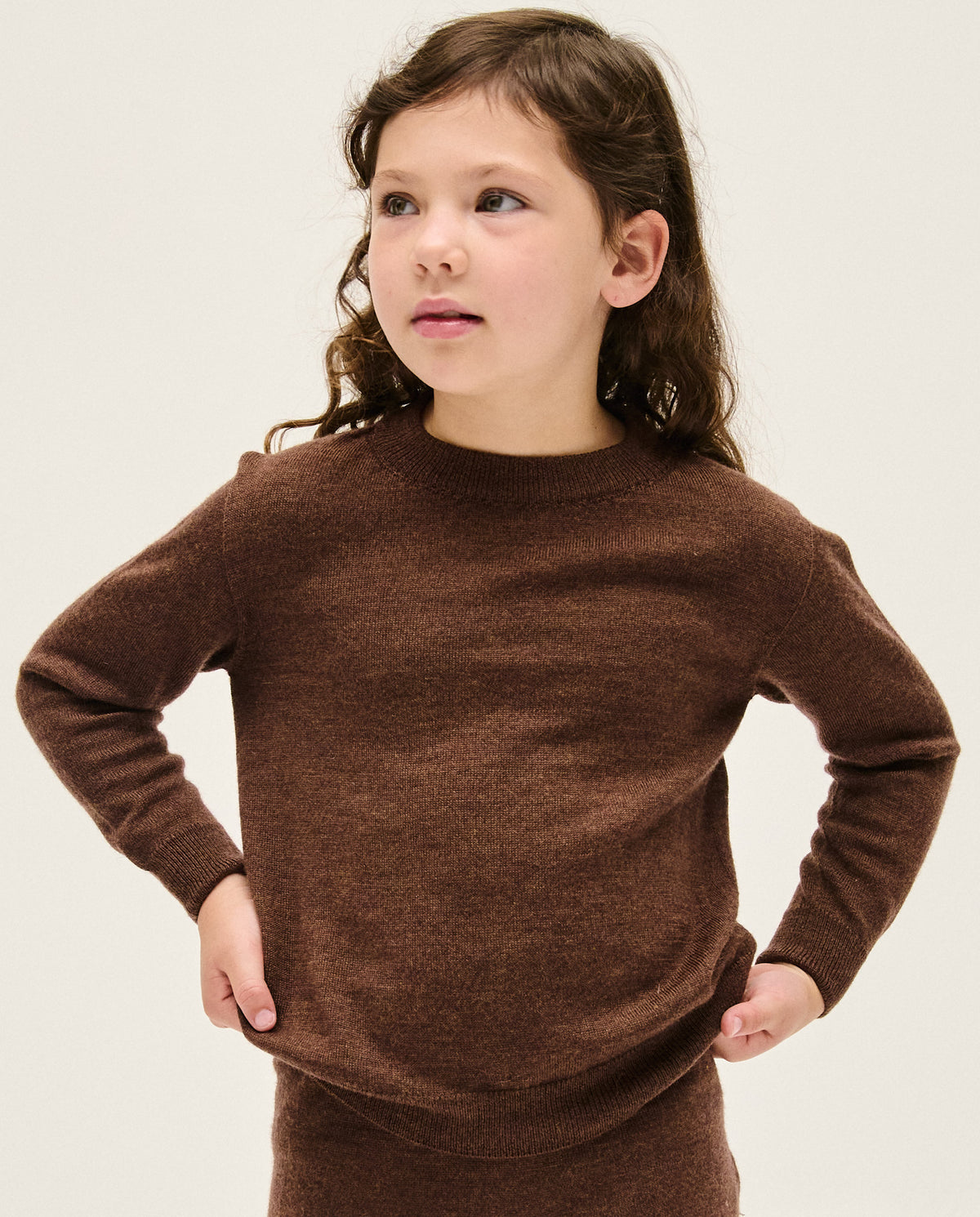 Kids' red jumper from Babaà No25 Roble collection, featuring a cozy knit design and vibrant color for casual wear.