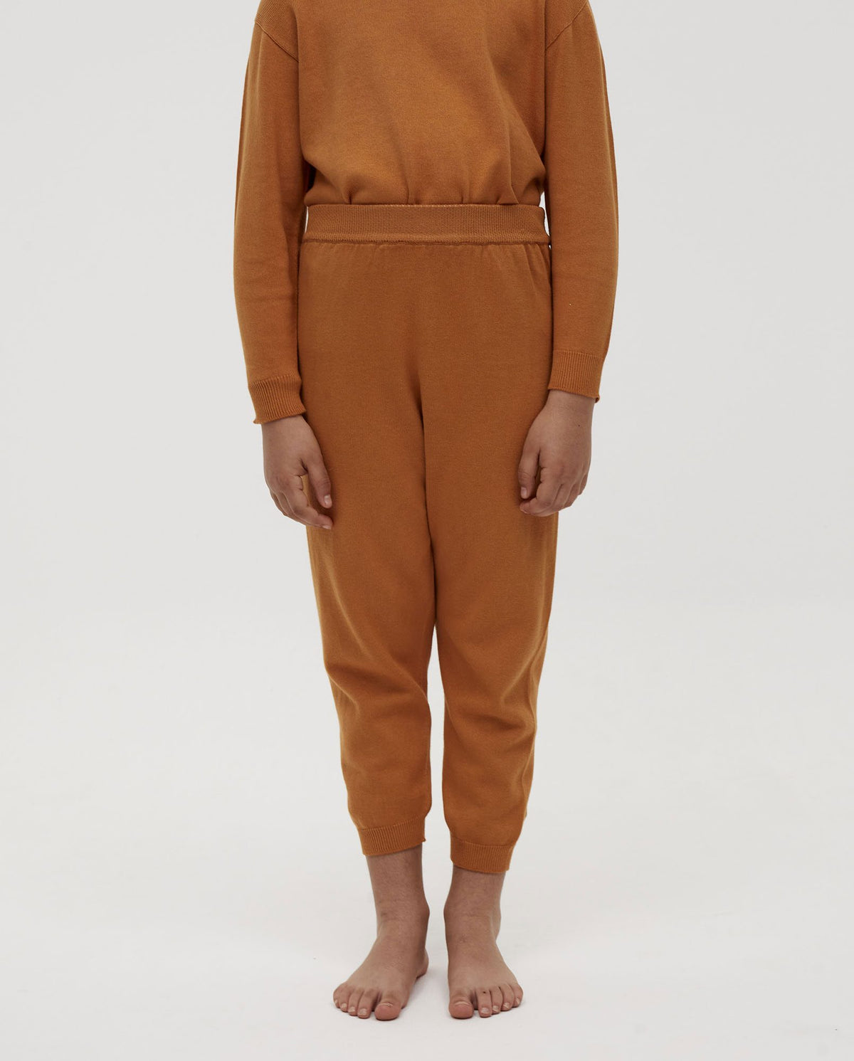 Kids' trousers No37 by Babaà, featuring comfortable fabric and stylish design, shown on a child in the image.