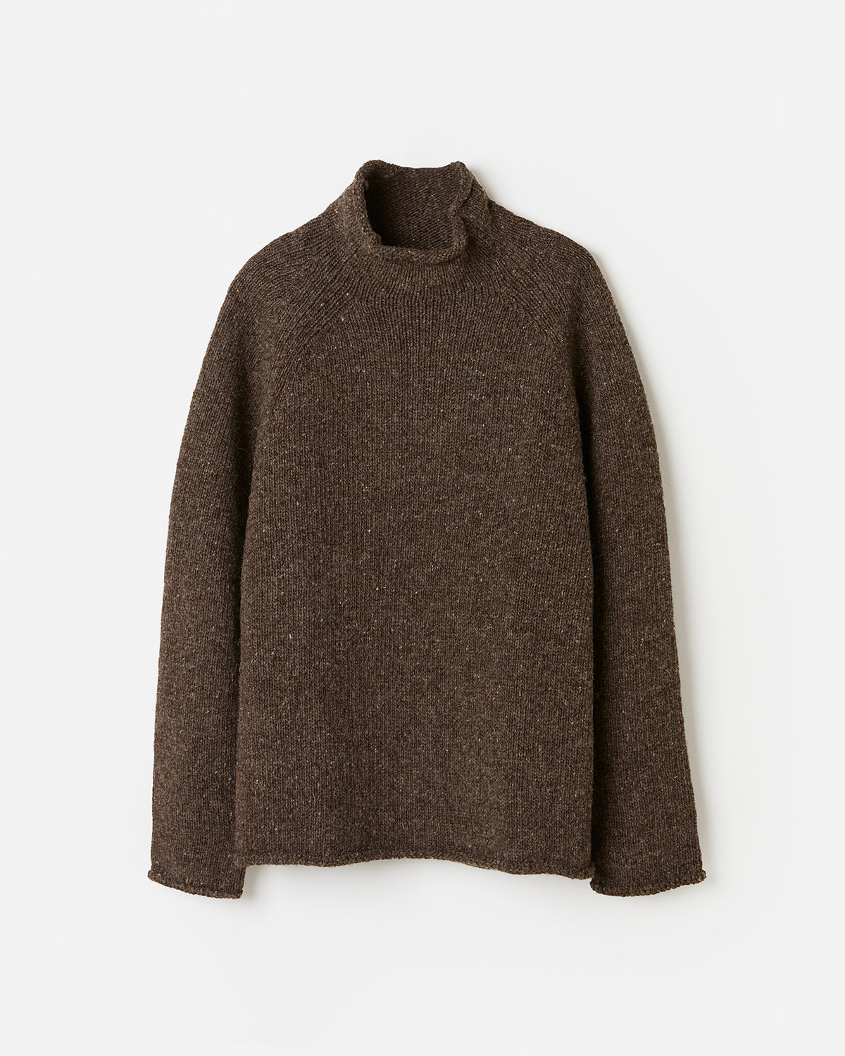 Men's Babaà No81 jumper in oak color, front view showing ribbed collar and cuffs on a plain background.