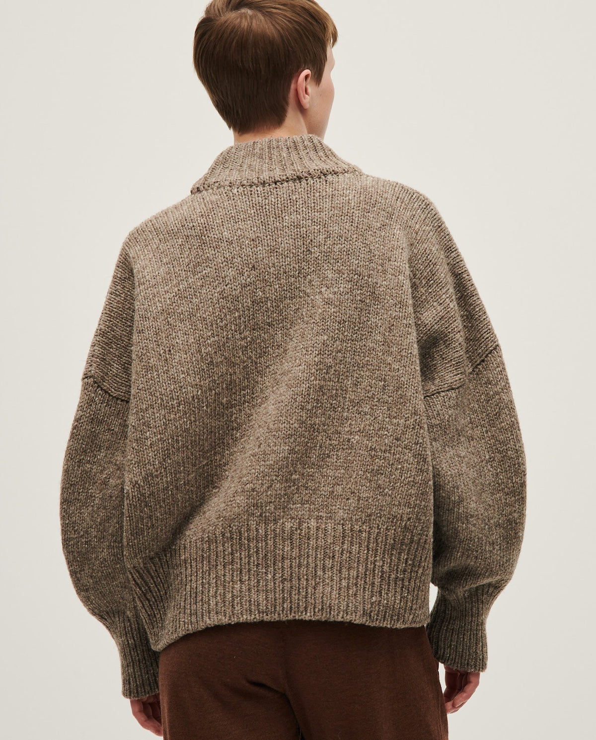 Babaà No15 dark mist women's jumper, soft knit sweater with a relaxed fit and long sleeves, stylish and comfortable for everyday wear.