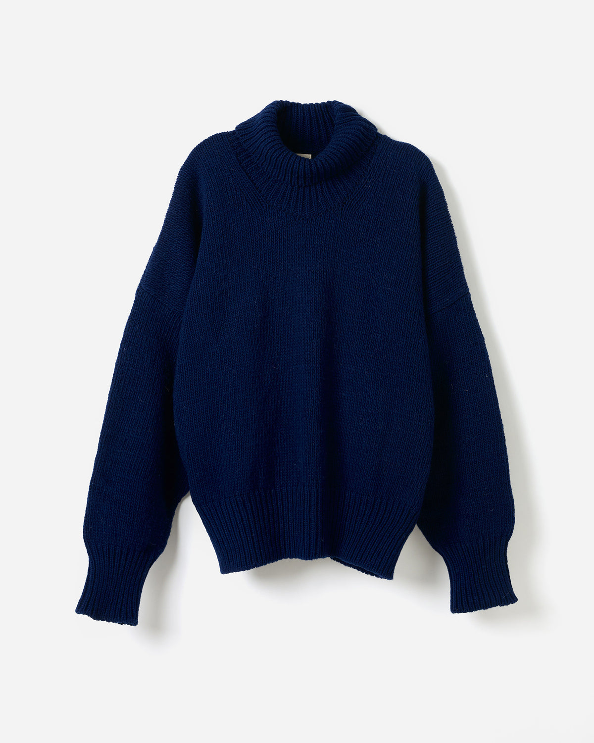 Navy women's jumper No17 by Babaà, showcasing a relaxed fit and soft fabric in a stylish silhouette.