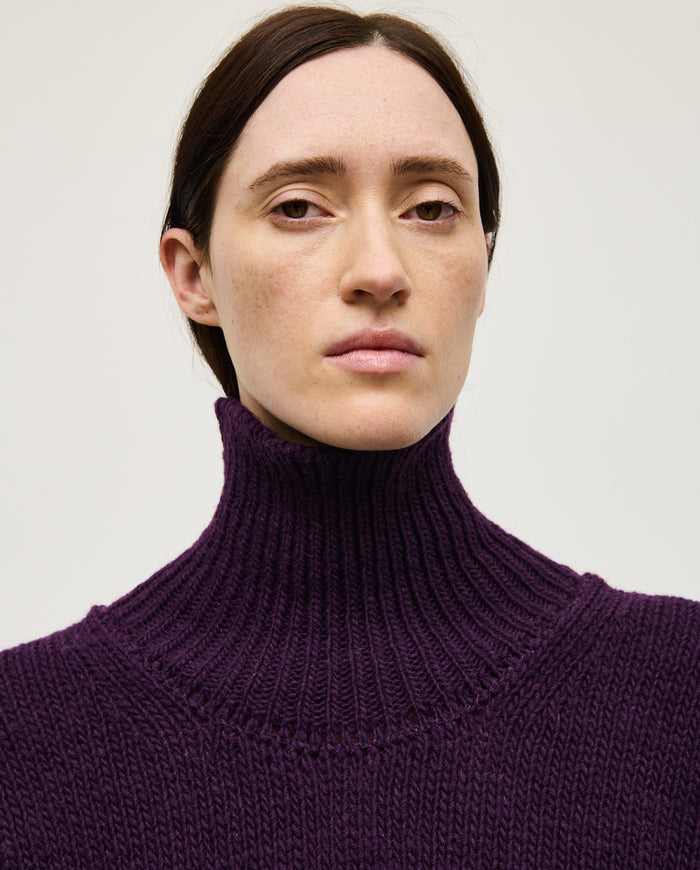 Purple Babaà No17 women's jumper, soft knit fabric, featuring a relaxed fit and long sleeves, ideal for casual wear.