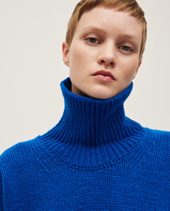 Babaà No17 Winterskies women's jumper in cozy knit, featuring a stylish winter design and comfortable fit.