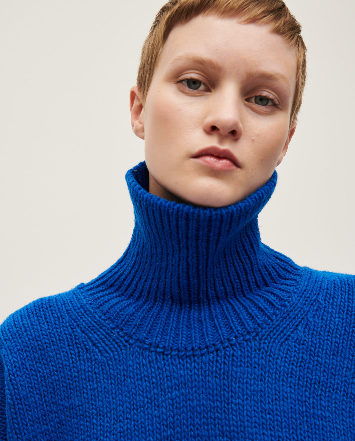 Babaà No17 Winterskies women's jumper in cozy knit, featuring a stylish winter design and comfortable fit.