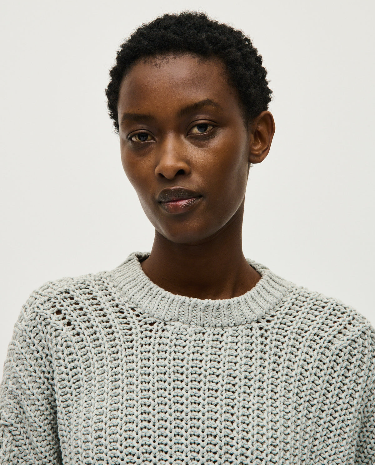 Babaà No18 Chalk women's jumper featuring a cozy knit design in a soft chalk color, perfect for casual wear.