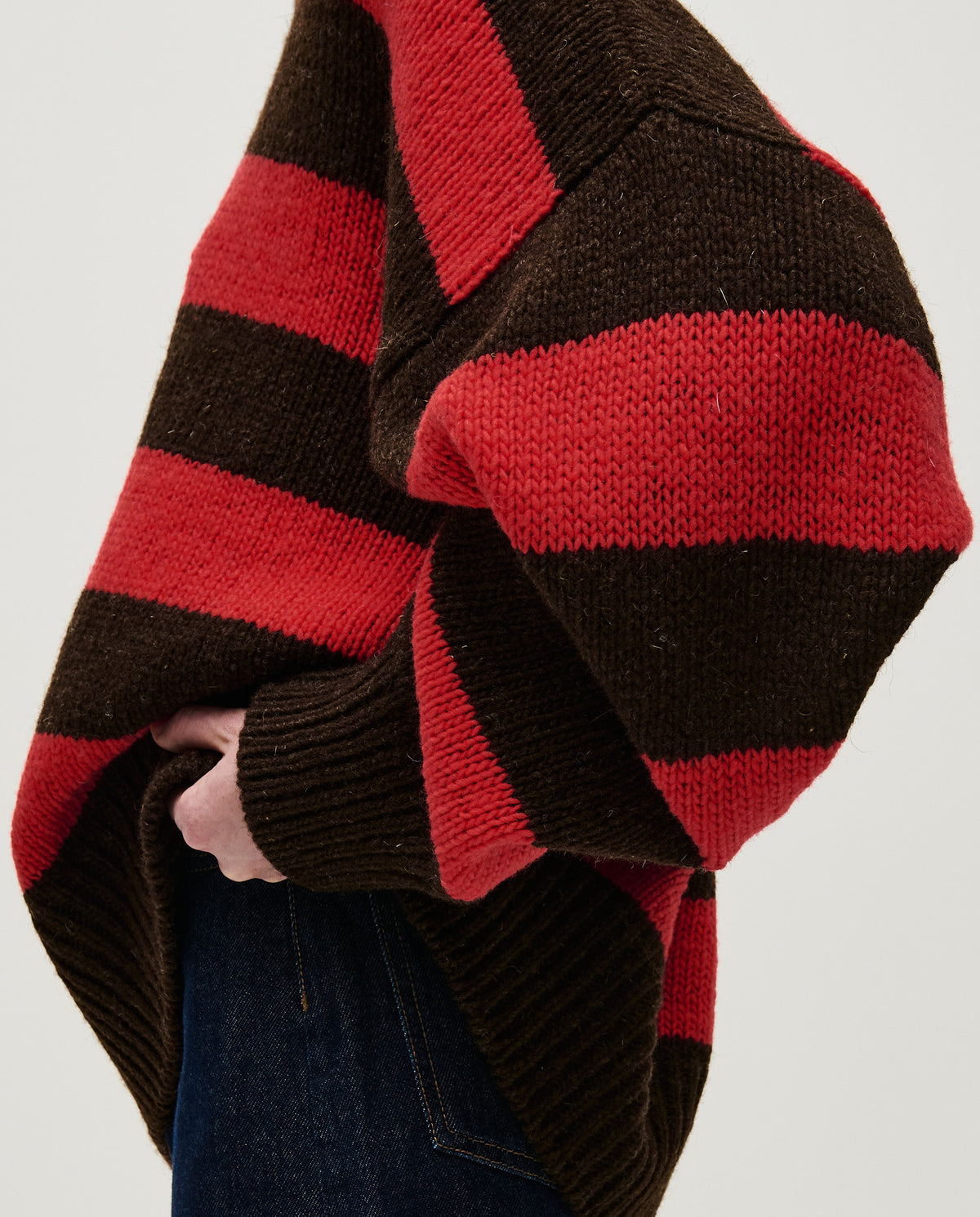 Women's Babaà No40 Alpe jumper featuring a cozy knit design and stylish fit, shown in a natural pose.