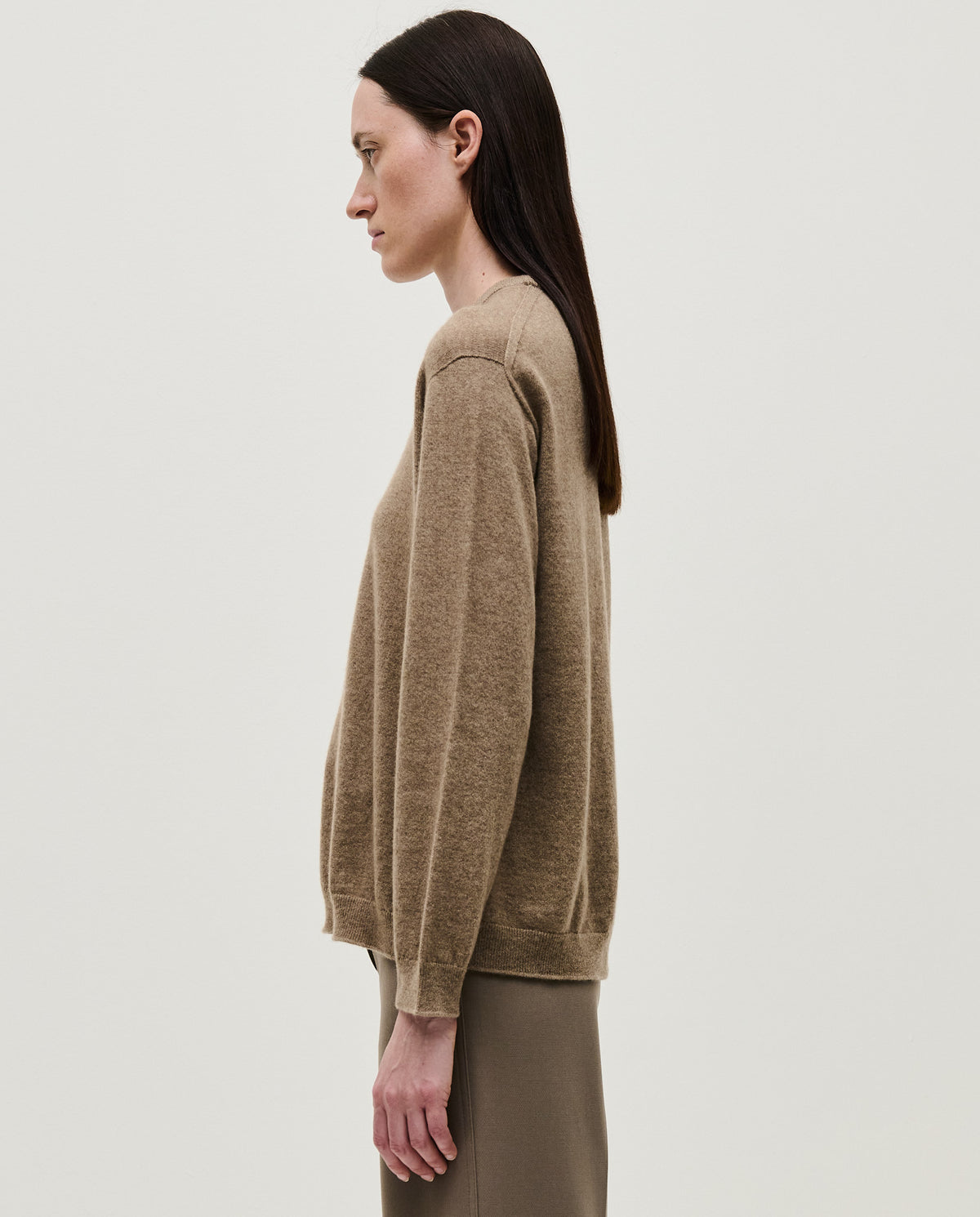 Babaà No41 Limestone women's jumper, soft knit fabric, fitted style, in light limestone color.