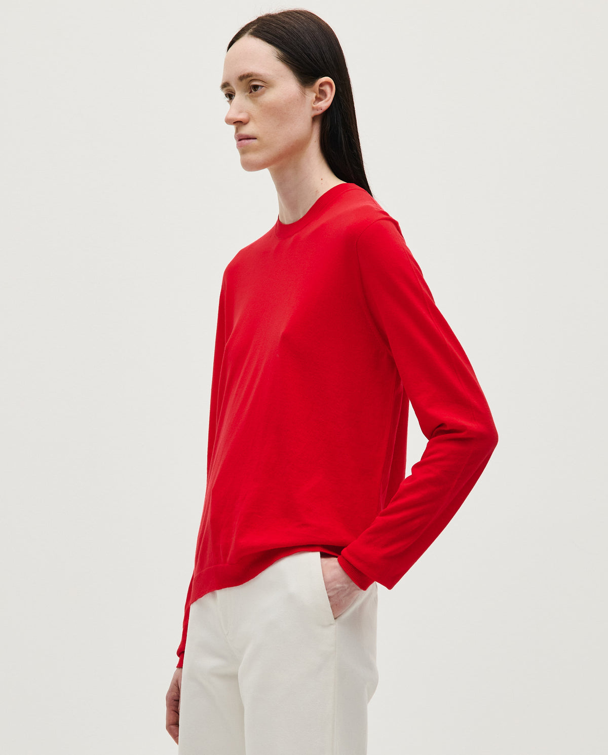 Red Babaà No50 women's jumper shown in a close-up image highlighting its cozy knit fabric and stylish fit.