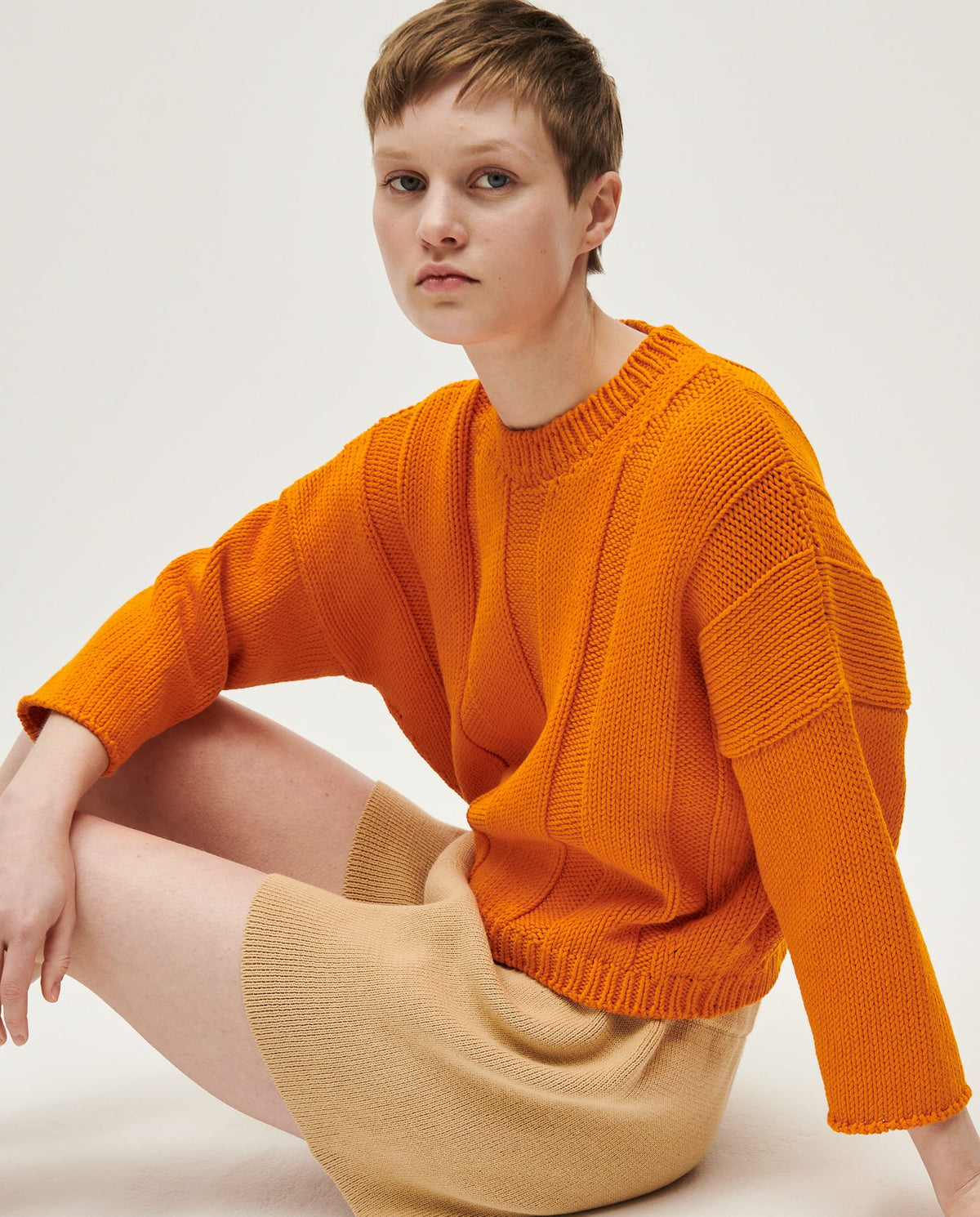 Babaà no66 La Condesa women's jumper in soft knit fabric, featuring a relaxed fit and stylish design.