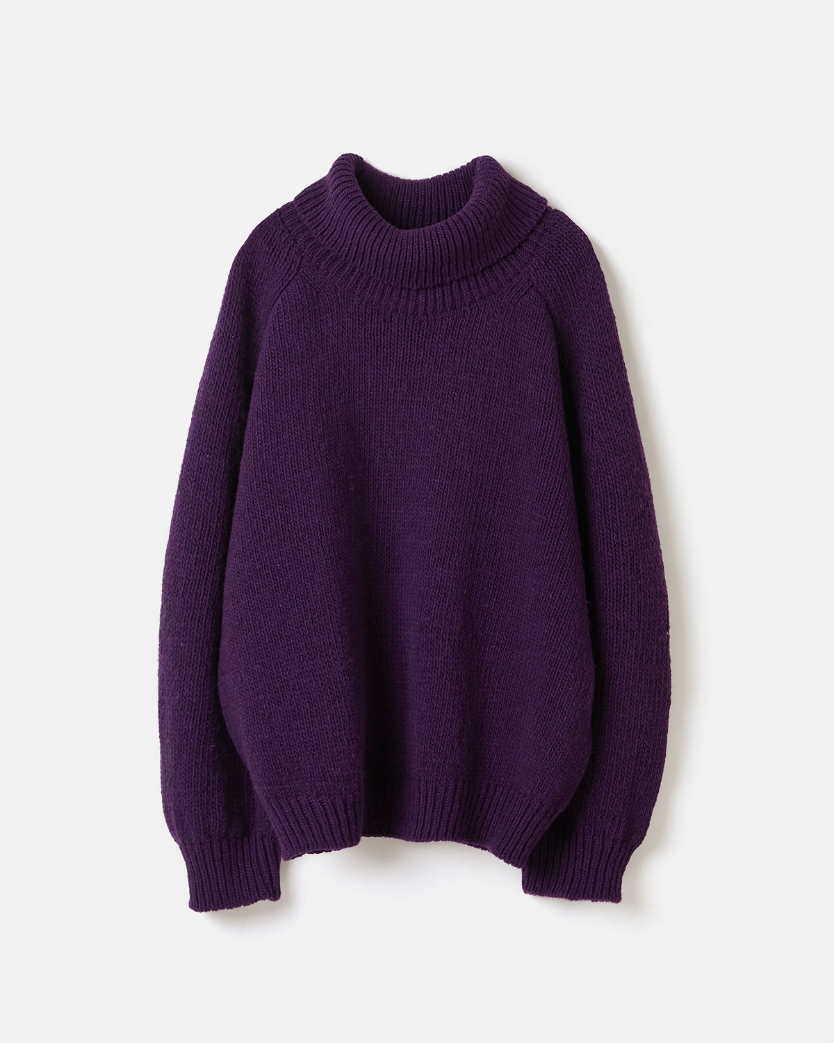 Purple Babaà jumper No67 worn by a woman, showing a stylish silhouette with a cozy, fitted design.