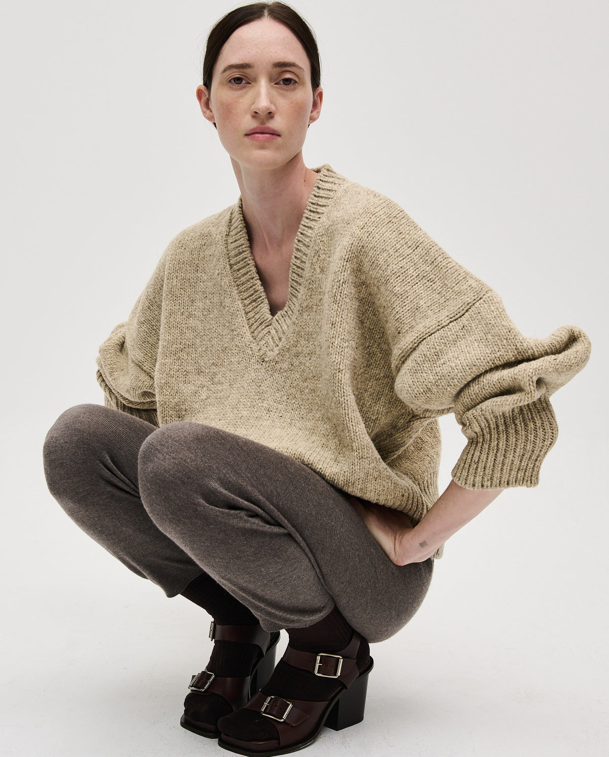 Babaà No75 Mist women's jumper in soft mist color, featuring cozy knit fabric and relaxed fit for casual wear.