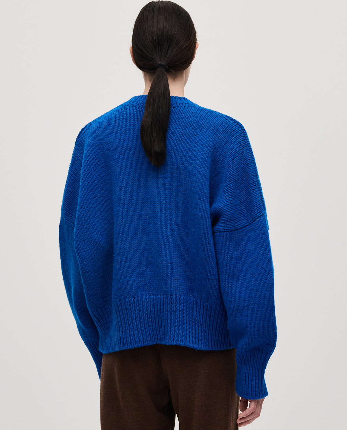 Babaà No75 Winterskies women's jumper in soft fabric with a cozy fit and winter-inspired design, suitable for cold weather.