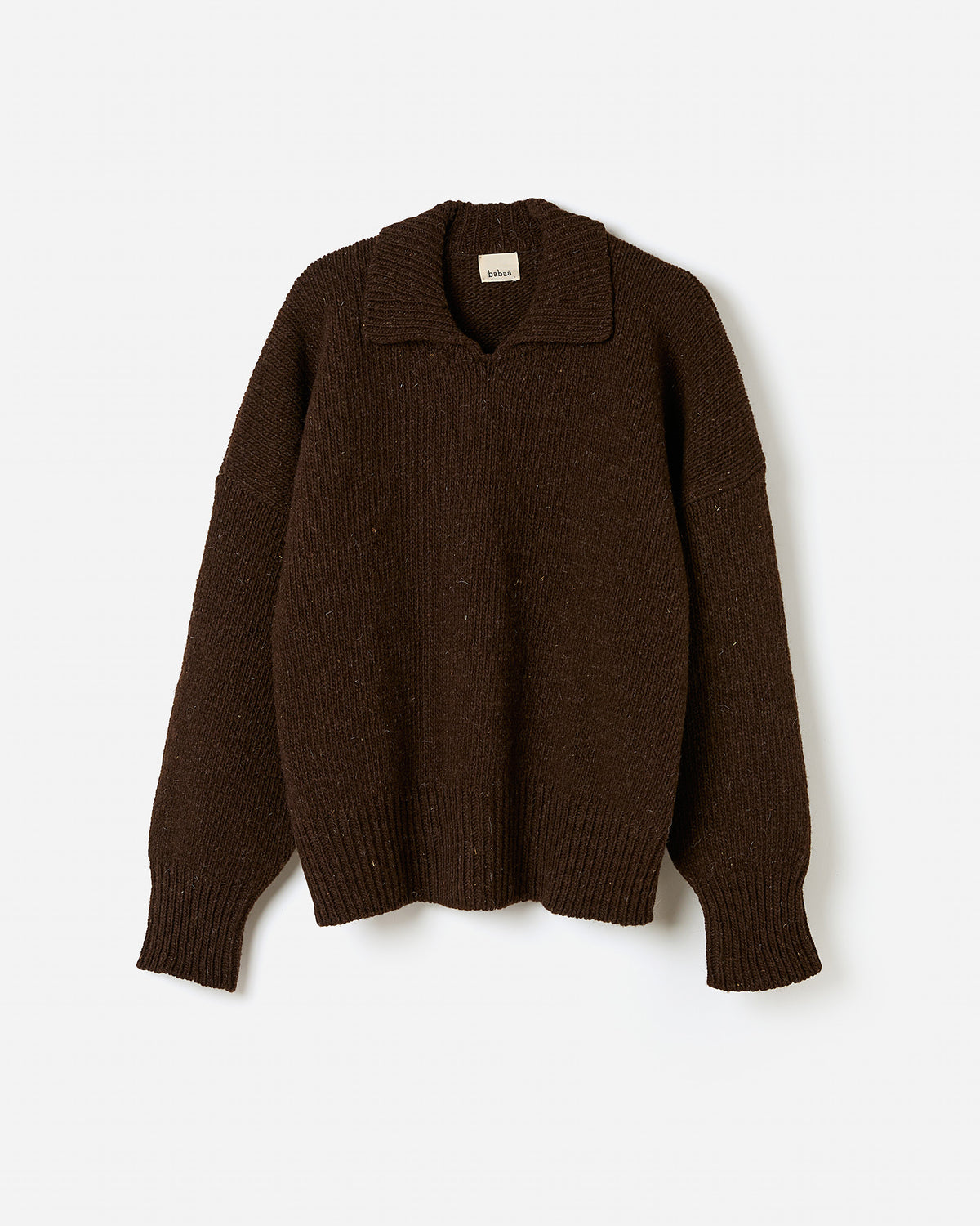Silhouette of Babaà No90 Earth women's jumper, showcasing its relaxed fit and earthy tone in a stylish, comfortable design.