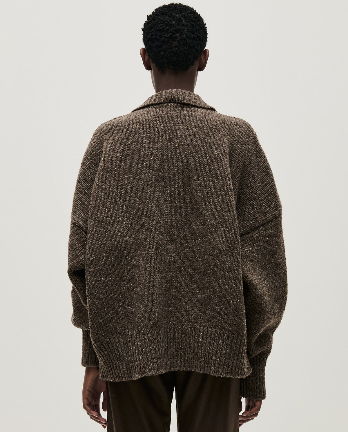 Babaà No90 Oak women's jumper in soft beige, featuring a cozy knit design and relaxed fit.