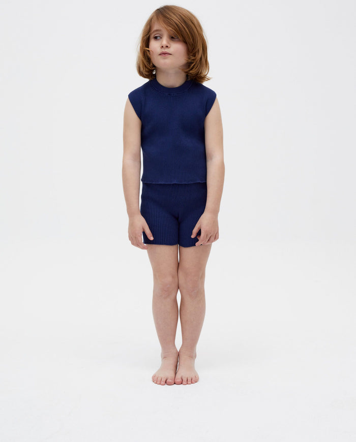 Navy kids' shorts No39 by Babaà, made of lightweight fabric, featuring a comfortable elastic waistband and casual style.