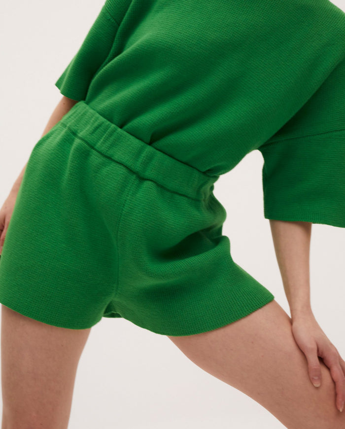 Babaà No35 Wild Fern women's shorts featuring a floral pattern, lightweight fabric, and relaxed fit for casual wear.