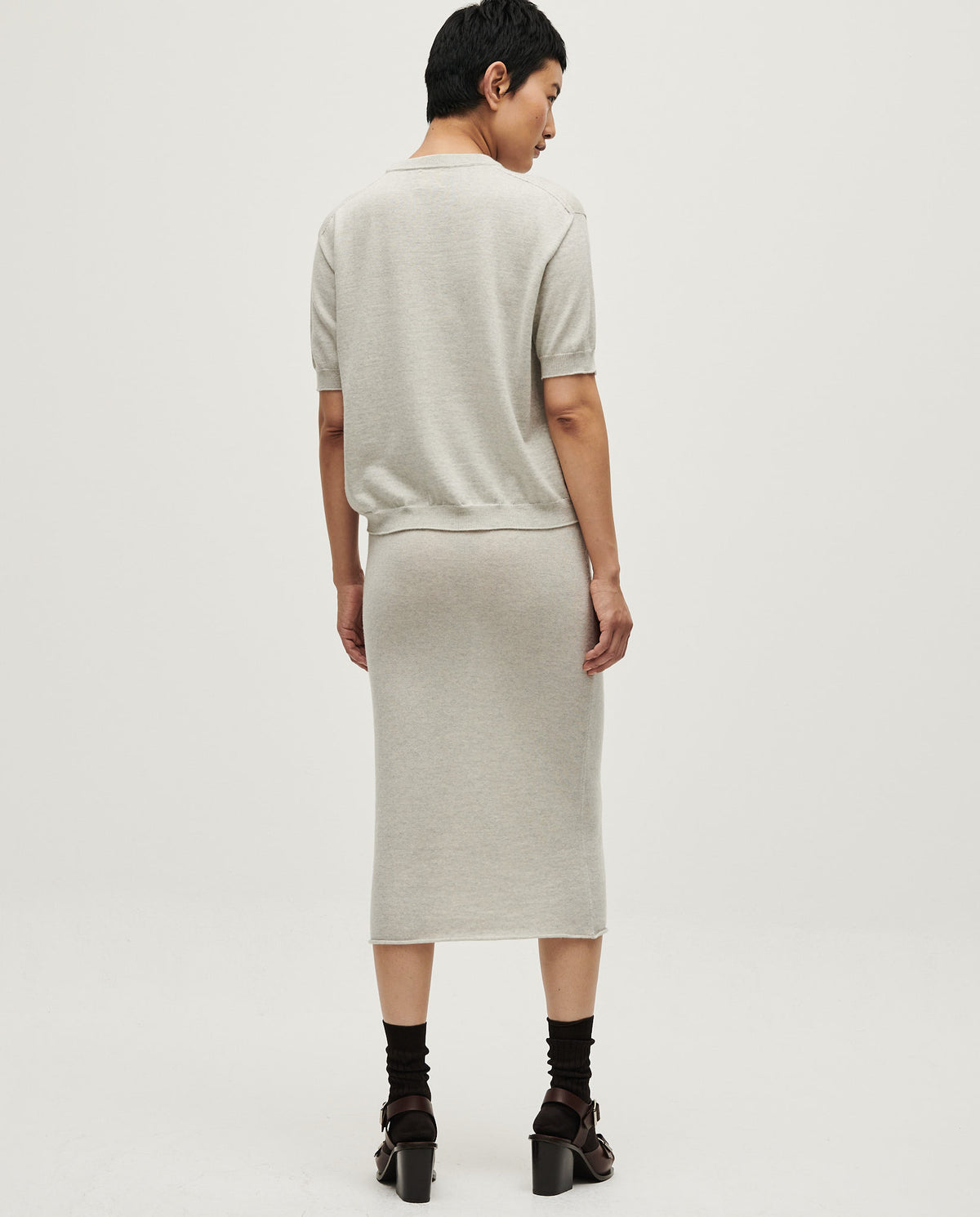 Babaà No25 Estrella women's skirt featuring a stylish design, fabric details, and a flattering fit.