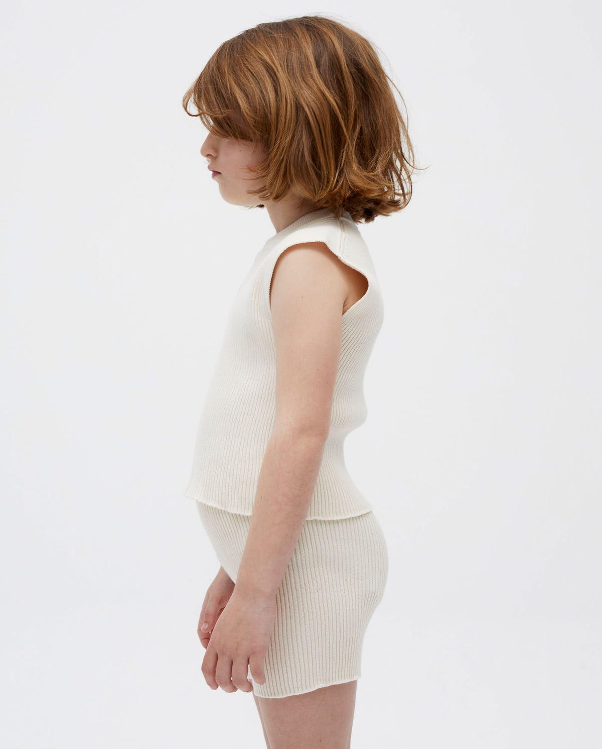 Kids' top No.39 by Babaà in natural fabric, featuring a comfortable, casual design with a soft, neutral color.