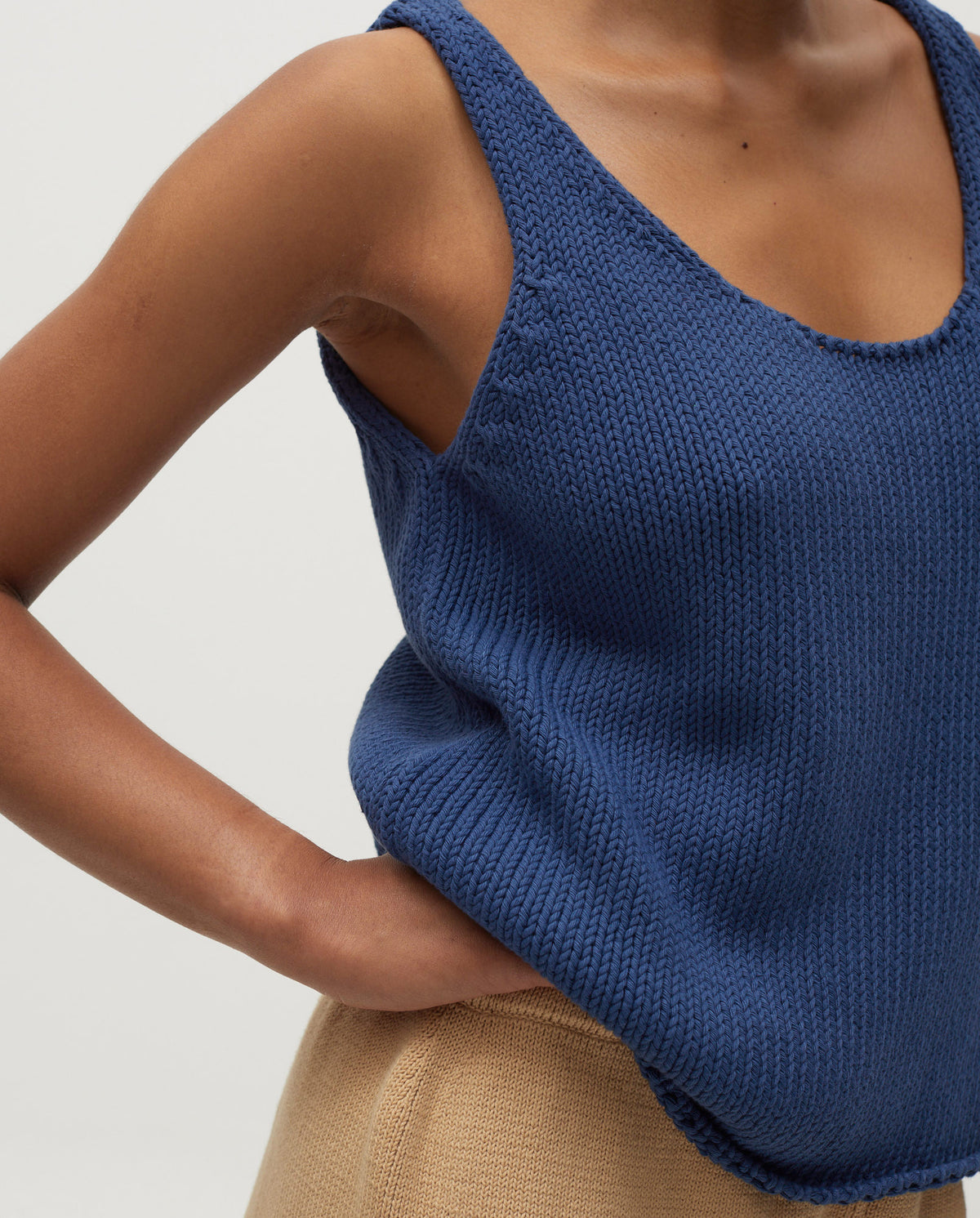 Babaà Top No1 Deep Water worn by a woman, featuring a stylish design with deep water color tones and comfortable fit.