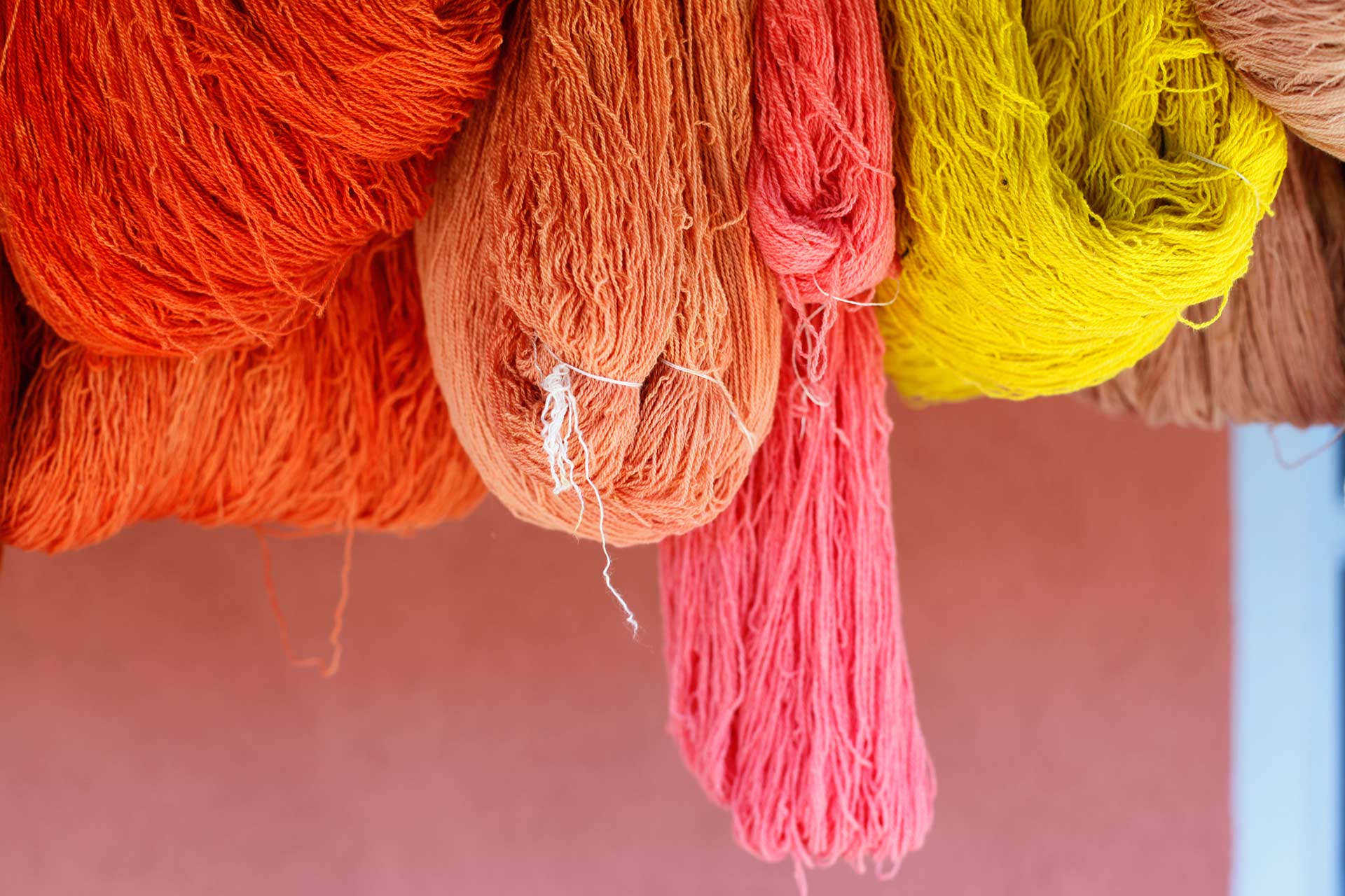 babaa-socks-natural-dyes-wool
