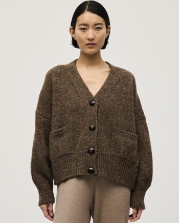 cardigan no17 oak