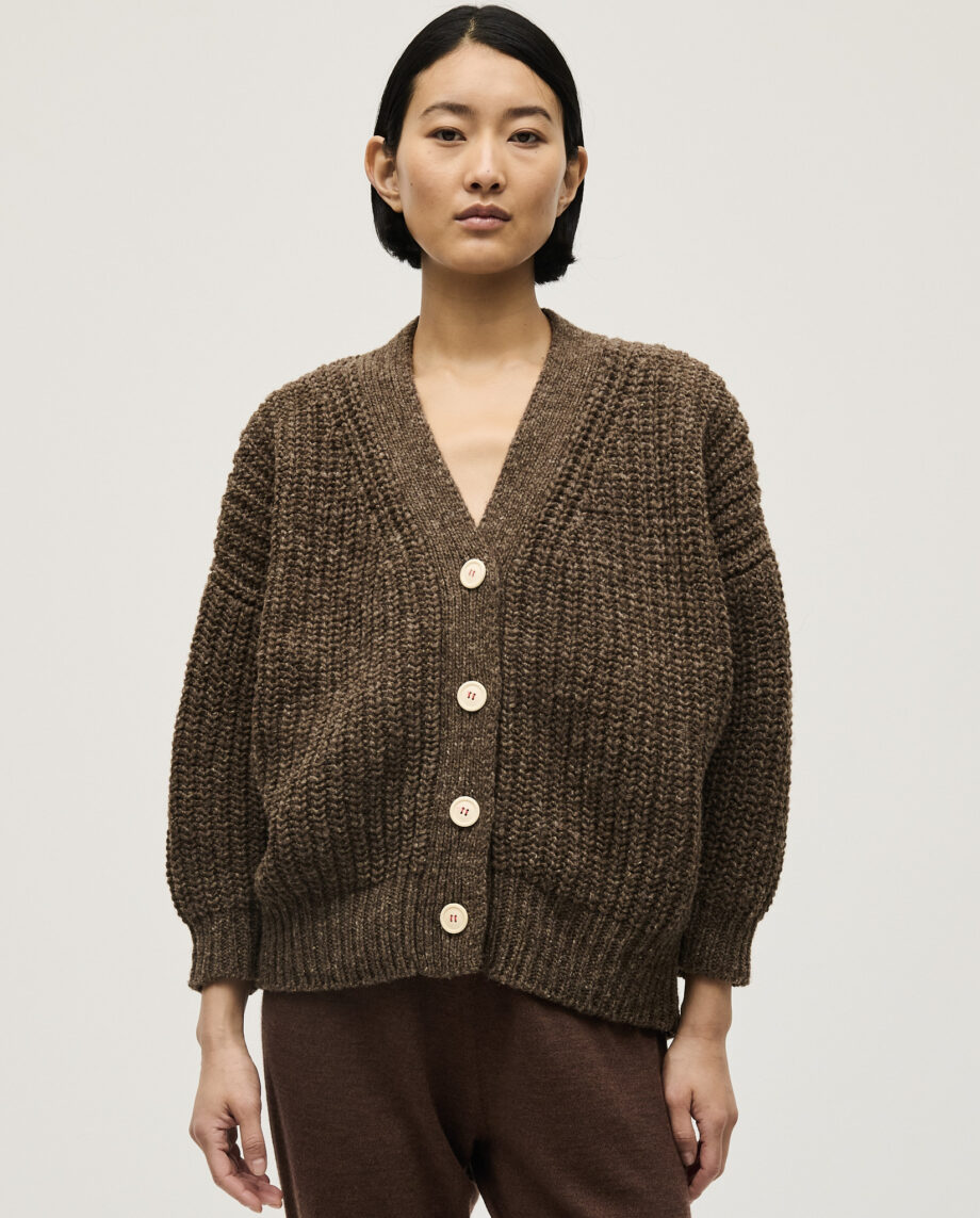 cardigan no19 oak
