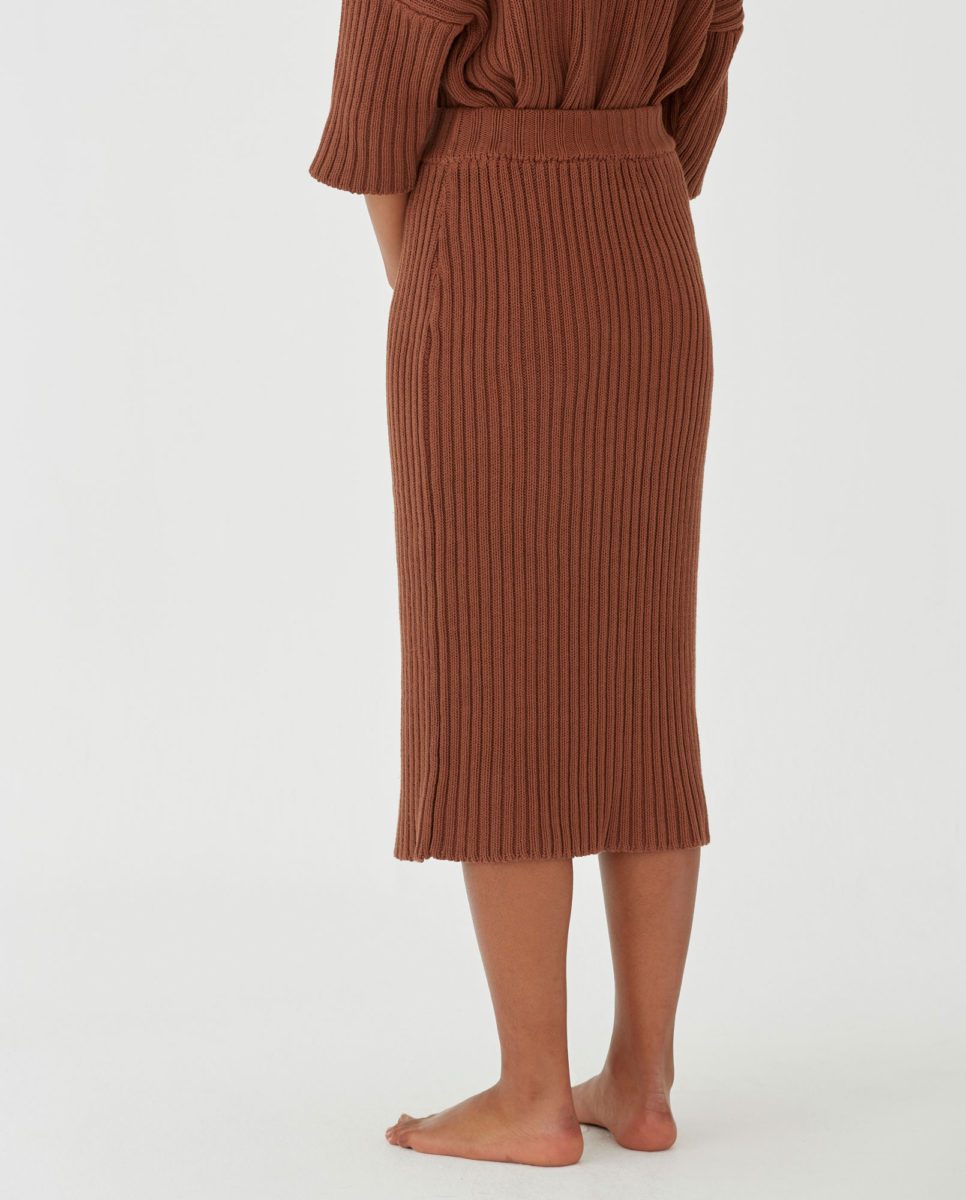 skirt-woman-no33-tonka-bean-5