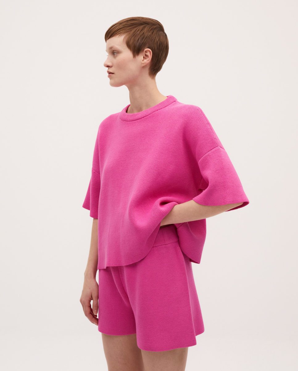 jumper-woman-no35-hibiscus-flower-3