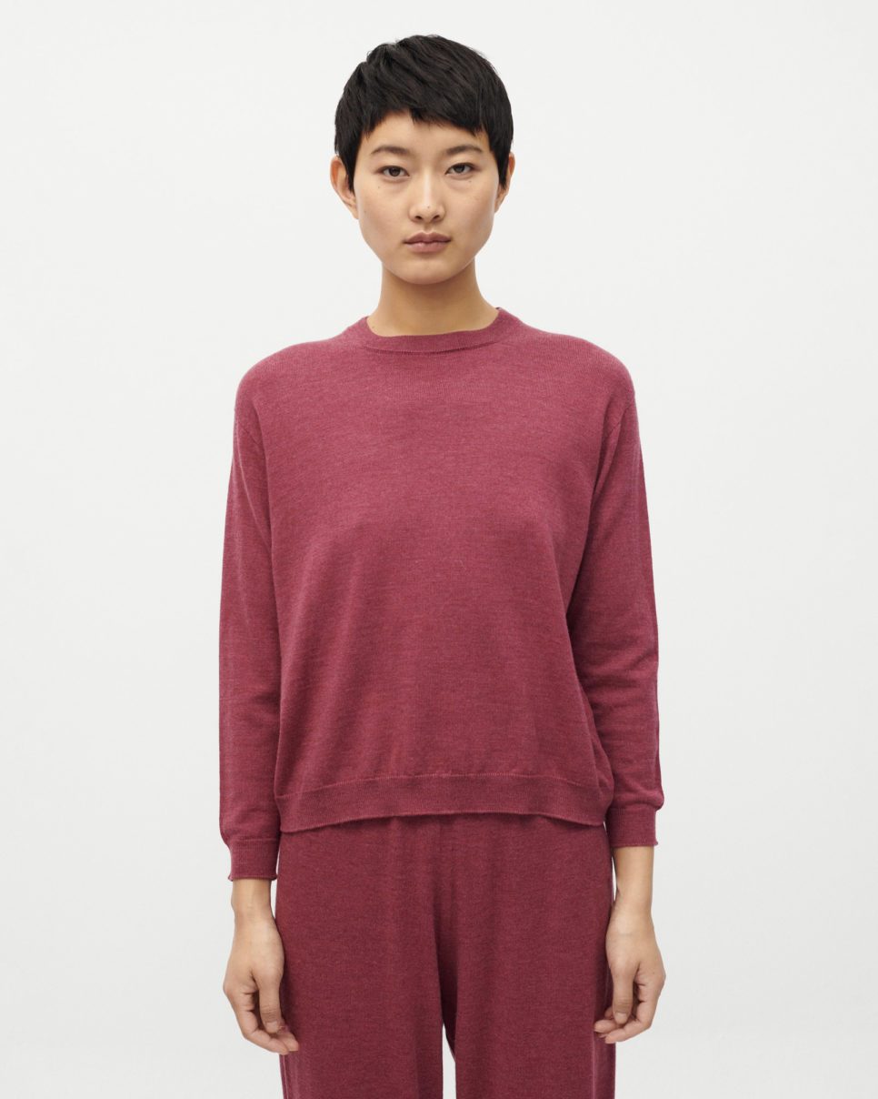 sets-woman-no25-grosella-4
