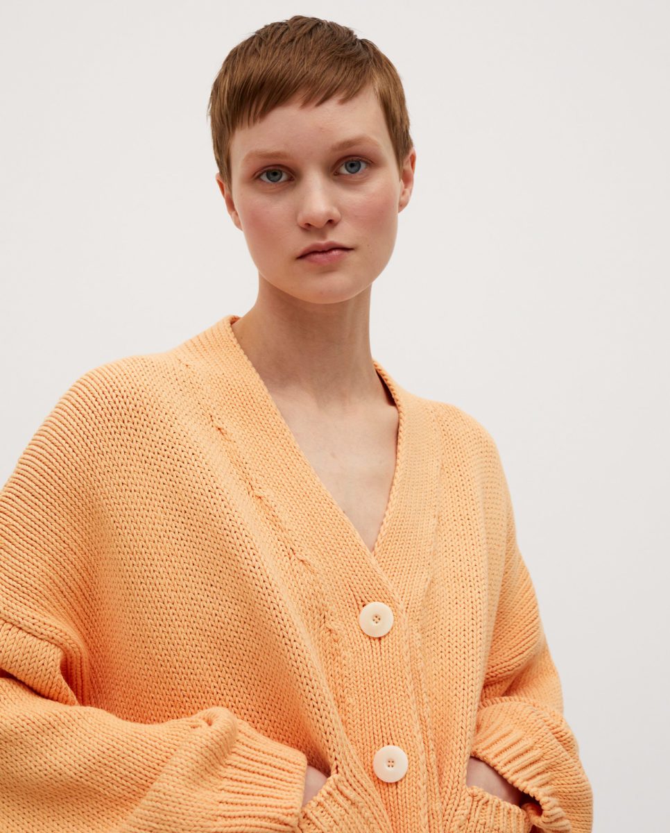 cardigan-woman-no22-cantaloupe-2