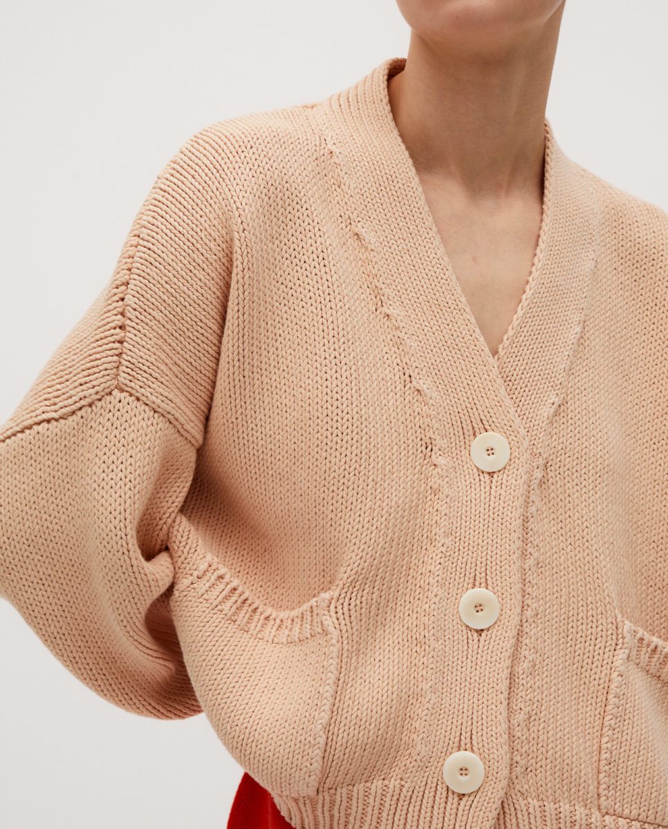 cardigan-woman-no22-strawberry-shake-1