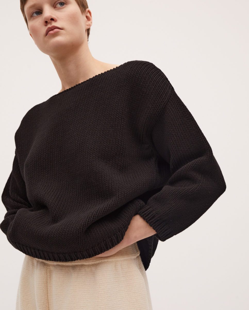jumper-woman-no3-black-1