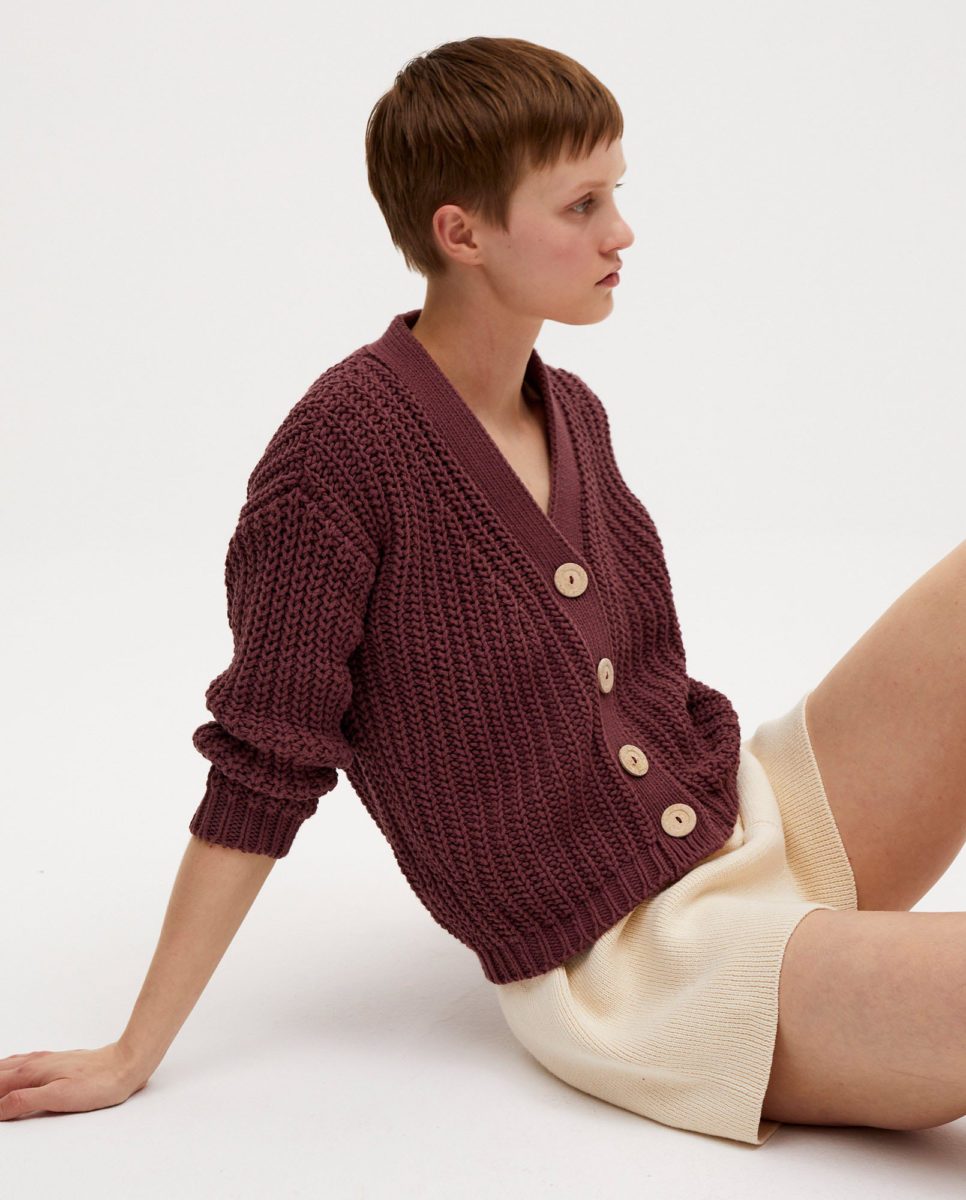 cardigan-woman-no18-mini-black-cherry-04