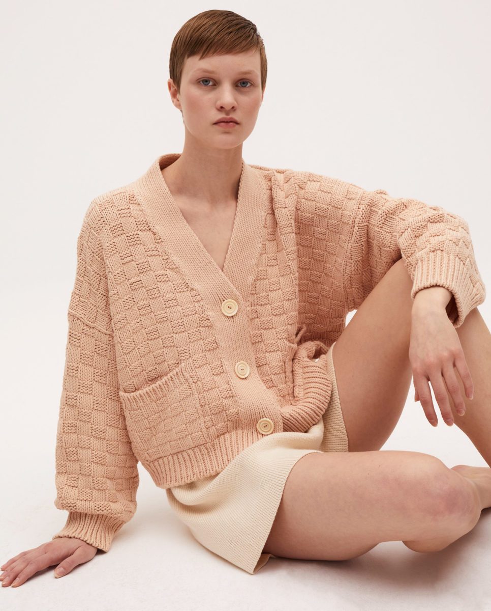 cardigan-woman-no3-strawberry-shake-1