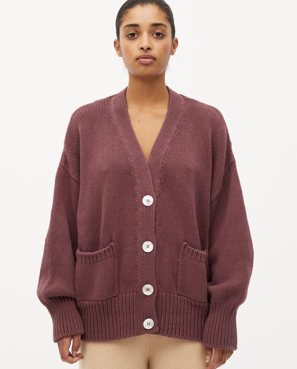 cardigan-no16-black-cherry