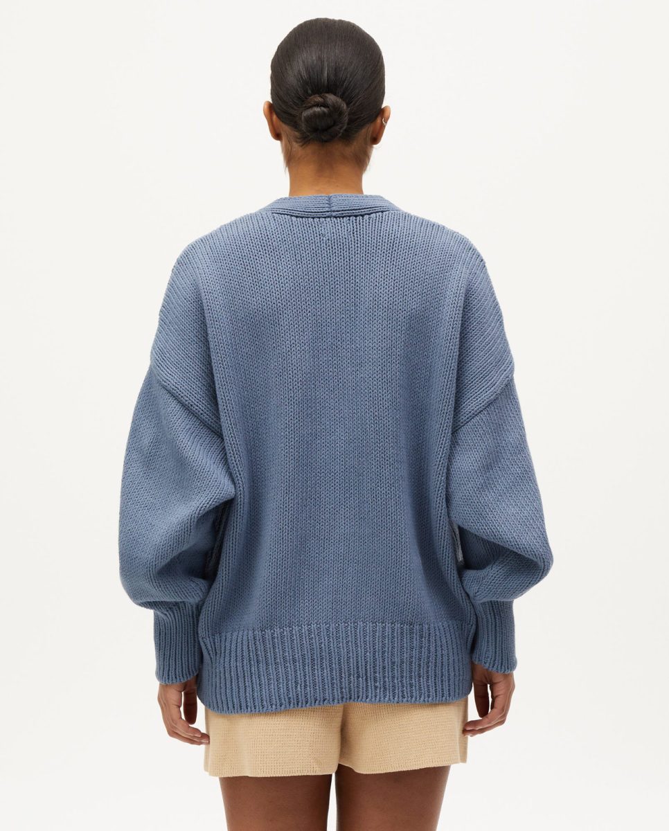 cardigan-woman-no16-midnight-ocean-2