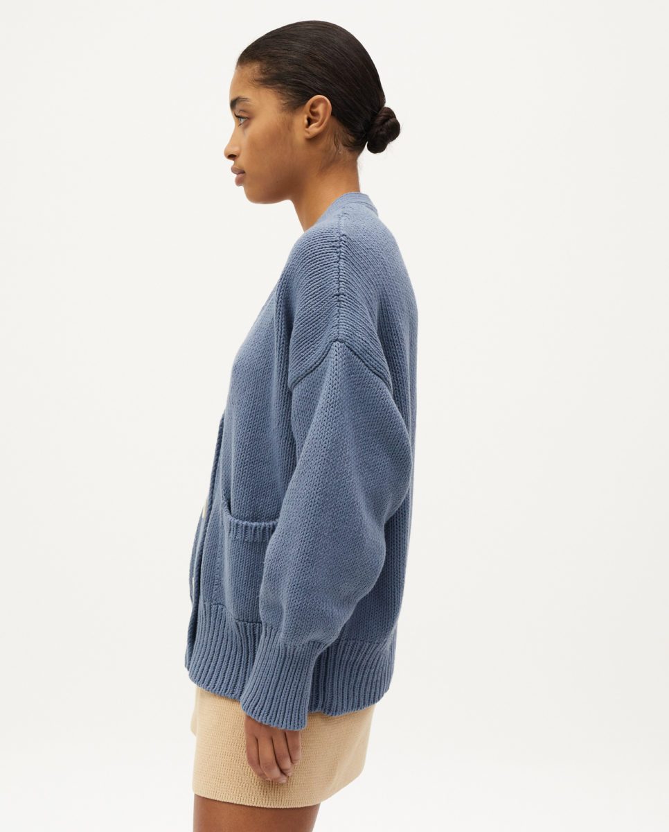 cardigan-woman-no16-midnight-ocean-4