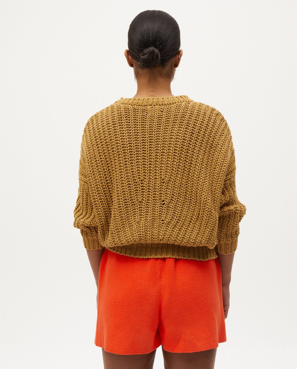 jumper-woman-no18-tamarind-tree-4
