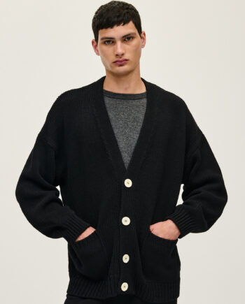 cardigan man no16 black