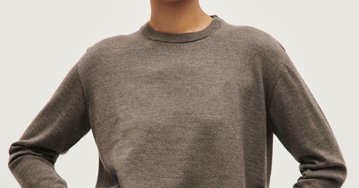 ニット/セーター babaa jumper no25 latte babaa review: merino wool jumper no25 sweater — Fairly Curated