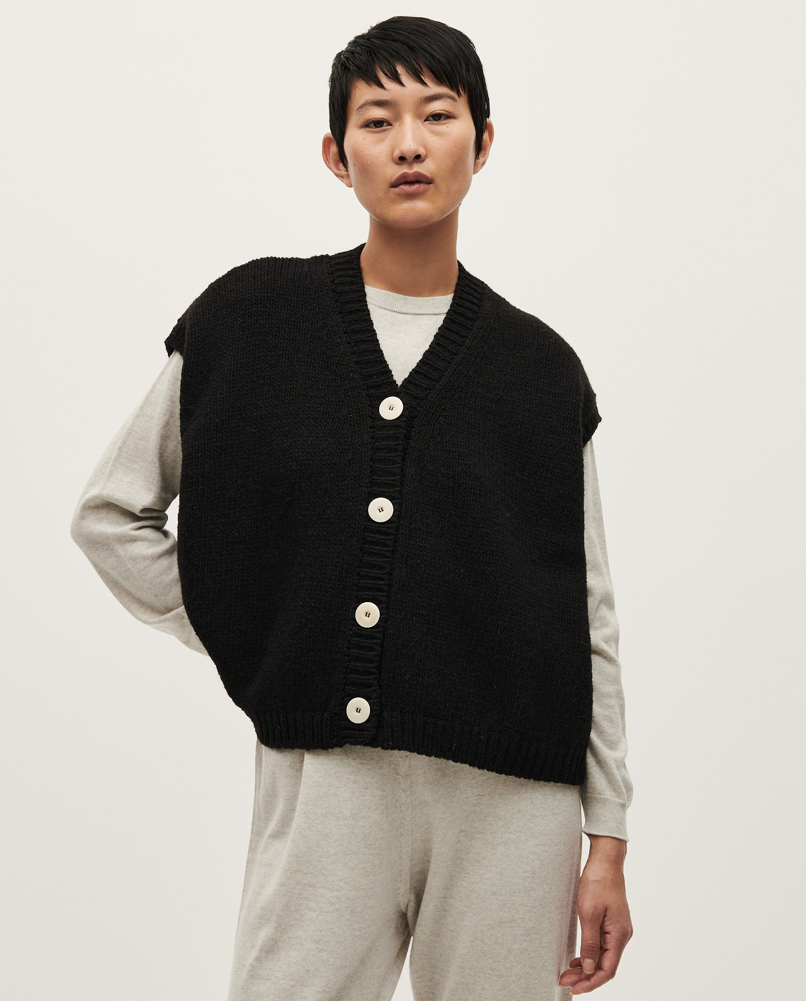 vest no75 black – babaà